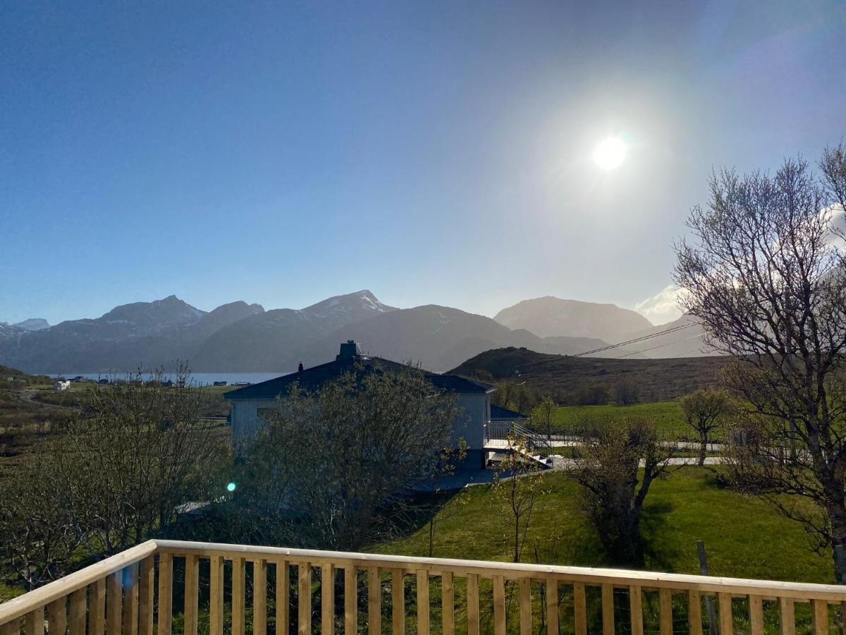 Villa Med Jacuzzi Og Nydelig Utsikt Gravdal  Luaran gambar